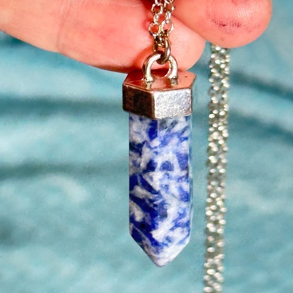 Silver Tone & Sodalite Stone/Crystal Point Pendant w/Cap & Chain Lobster Clasp - Picture 8 of 15